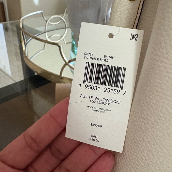 Authentic Coach Willow Tote Bucket - Picture 3 of 6